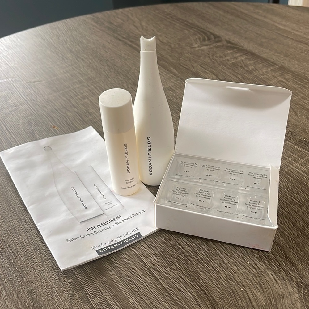 Rodan + Fields Pore Cleansing MD System